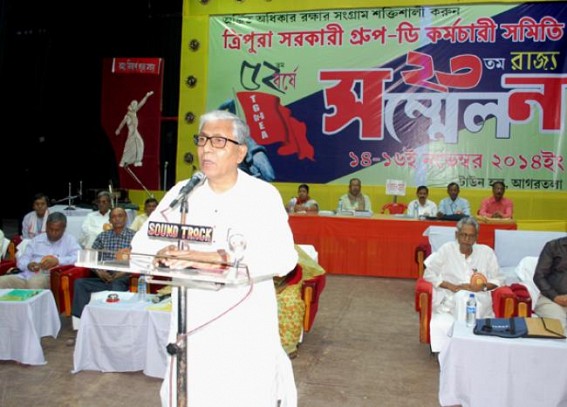 Congress, BJP fool people with false commitment: Manik Sarkar Congress, BJP fool people with false commitment: Manik Sarkar